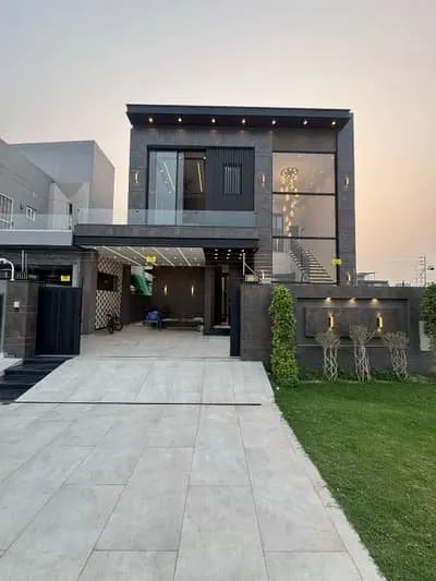 10 Marla Newly Built – Block J