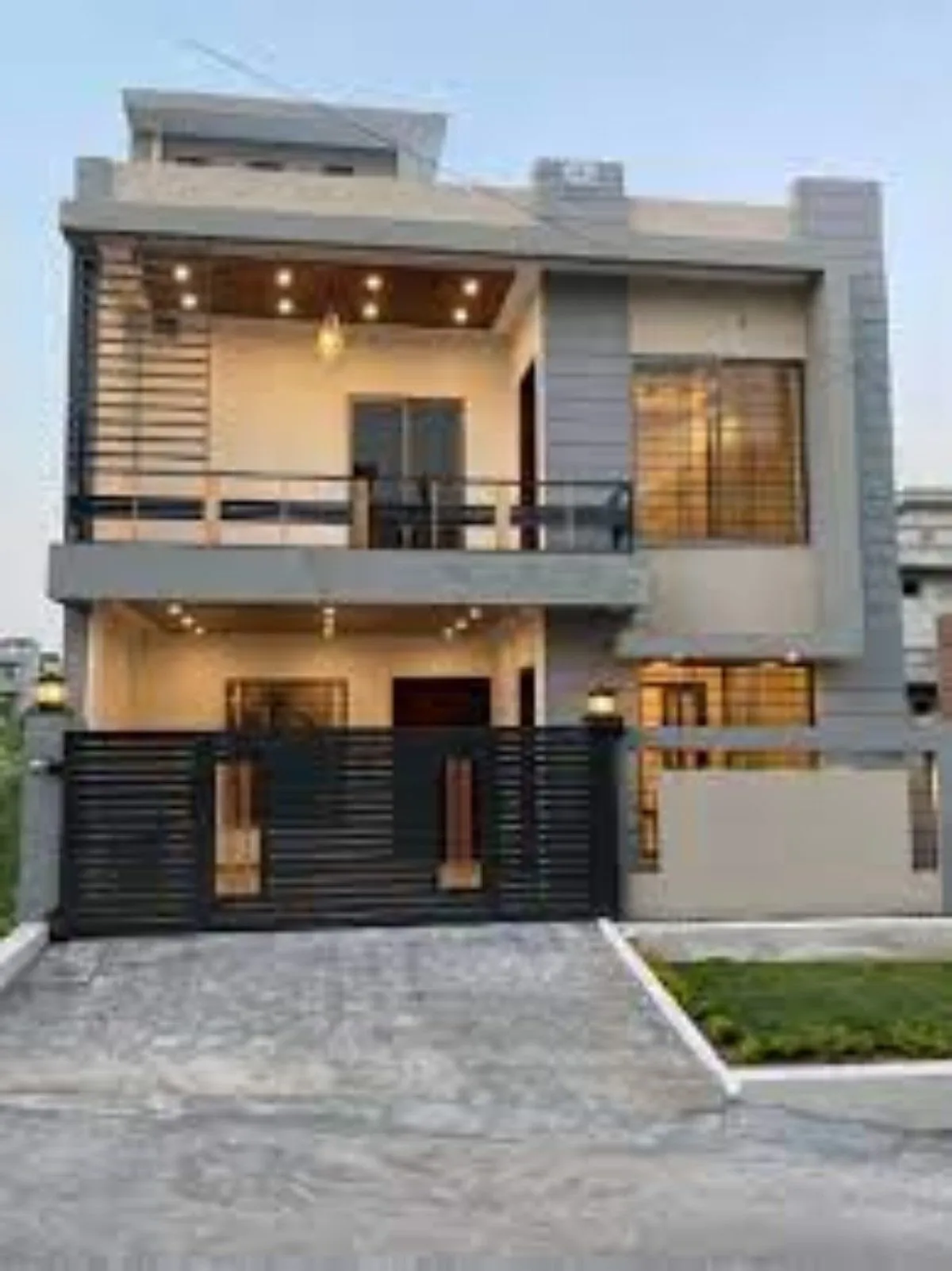 Front view of 10 Marla Single Storey in Block M